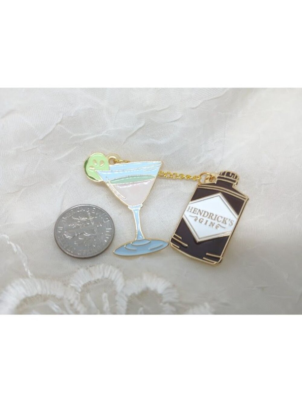 Hendricks Gin Martini Enamel Pin Set With Gold Tone Chain Cocktail & Bottle - Picture 2 of 5